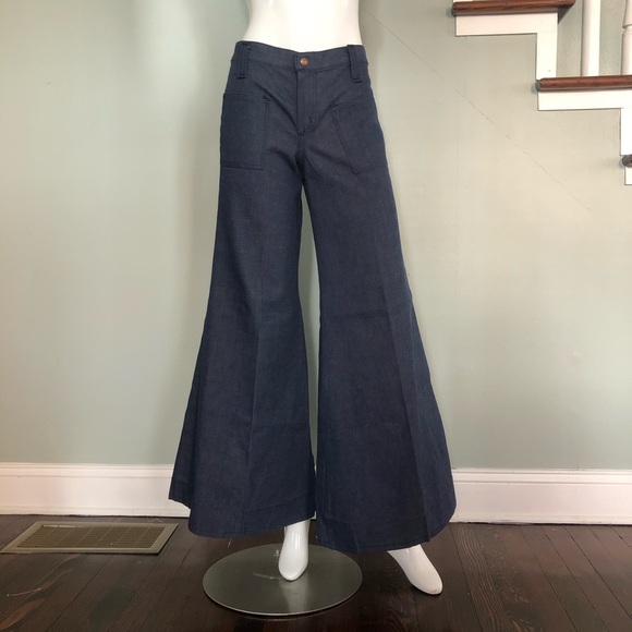 wide bell bottom jeans